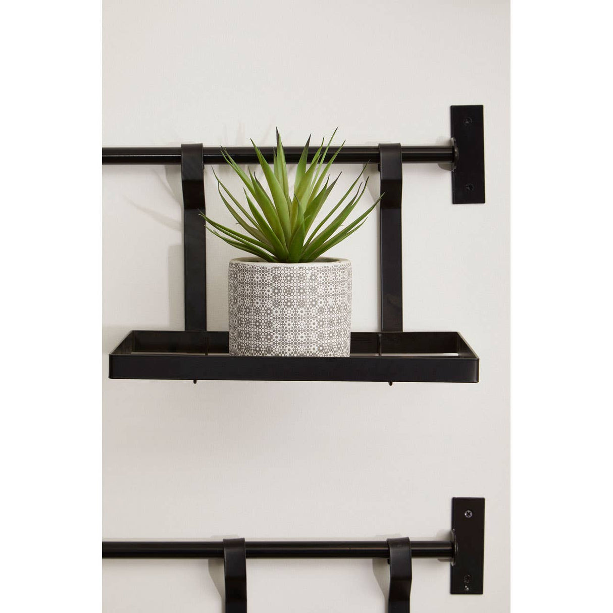 Sorello Matte Black Single Shelf Storage Rack
