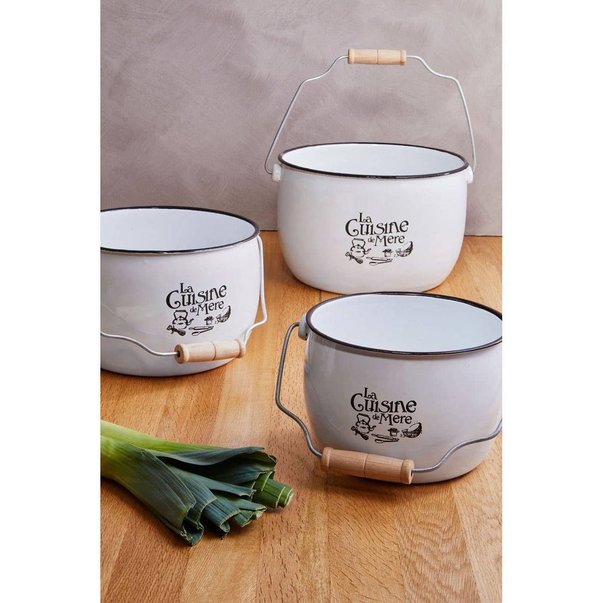La Cuisine De Mere Set of 3 Storage Pots