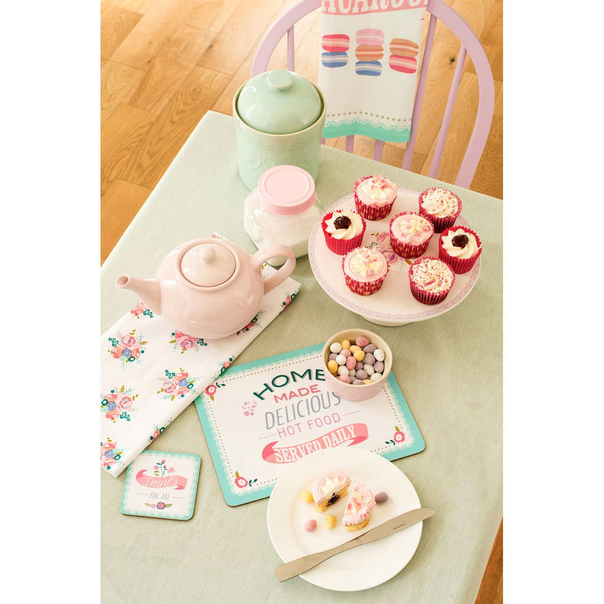 Amelie Floral Pattern Cake Stand