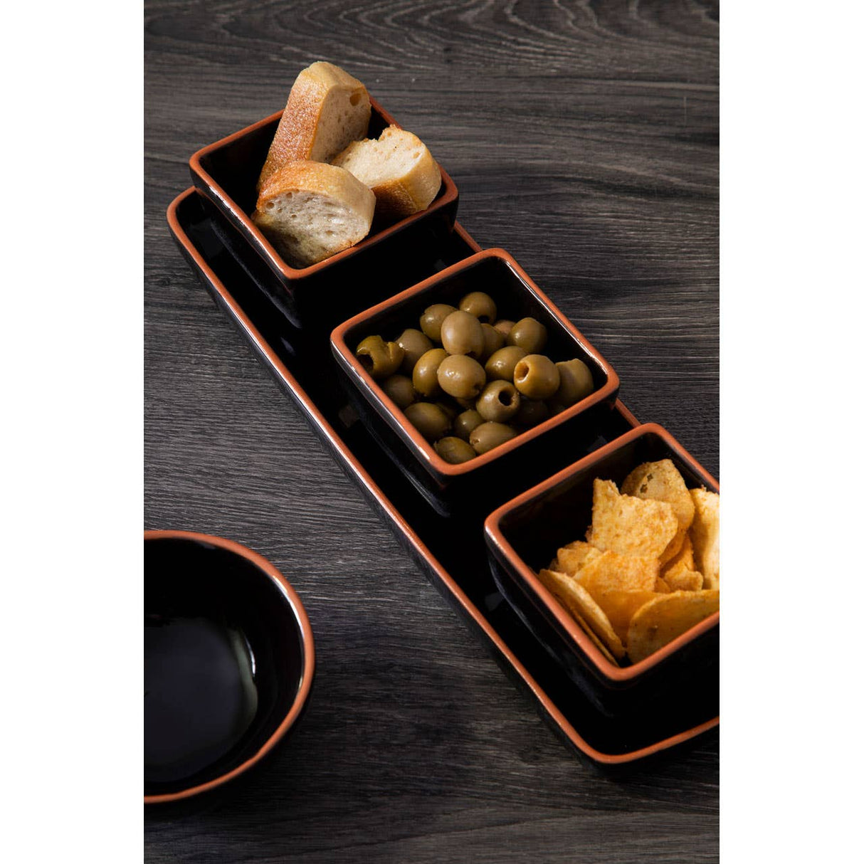 Calisto Black Glazed Dishes On Tray