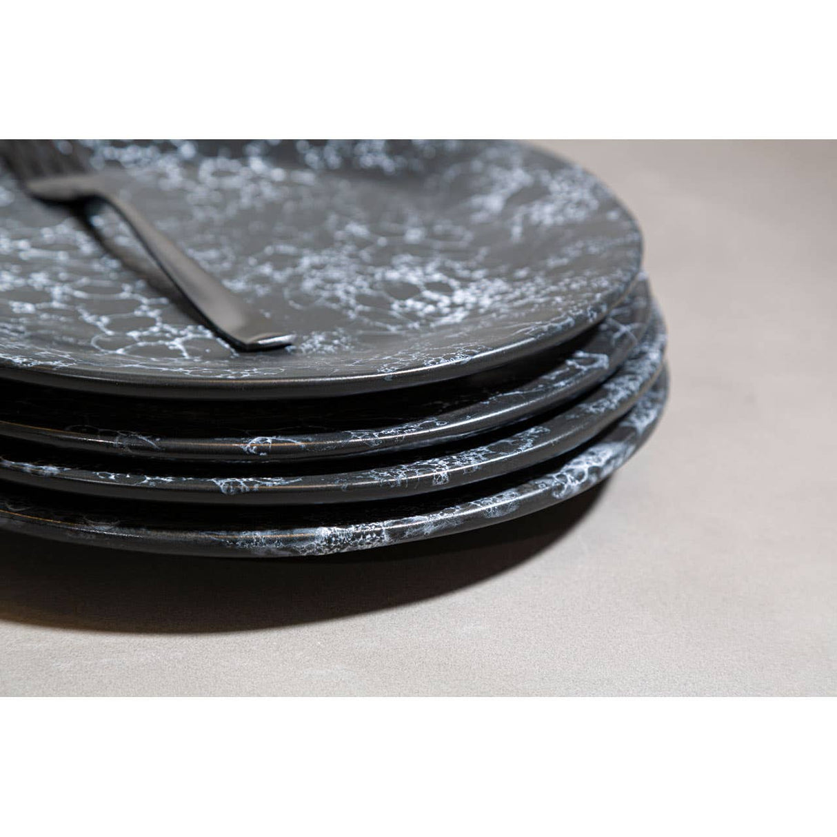 Hygge Black Faux Marble Dinner Plate