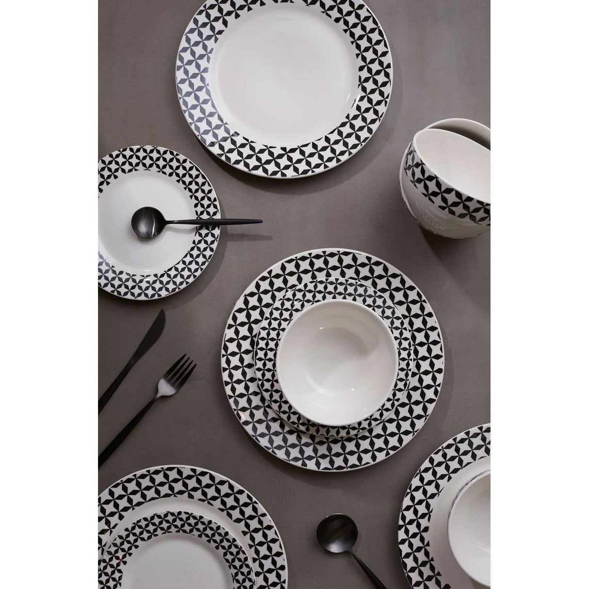 Avie 12 Pc Windmill Dinner Set