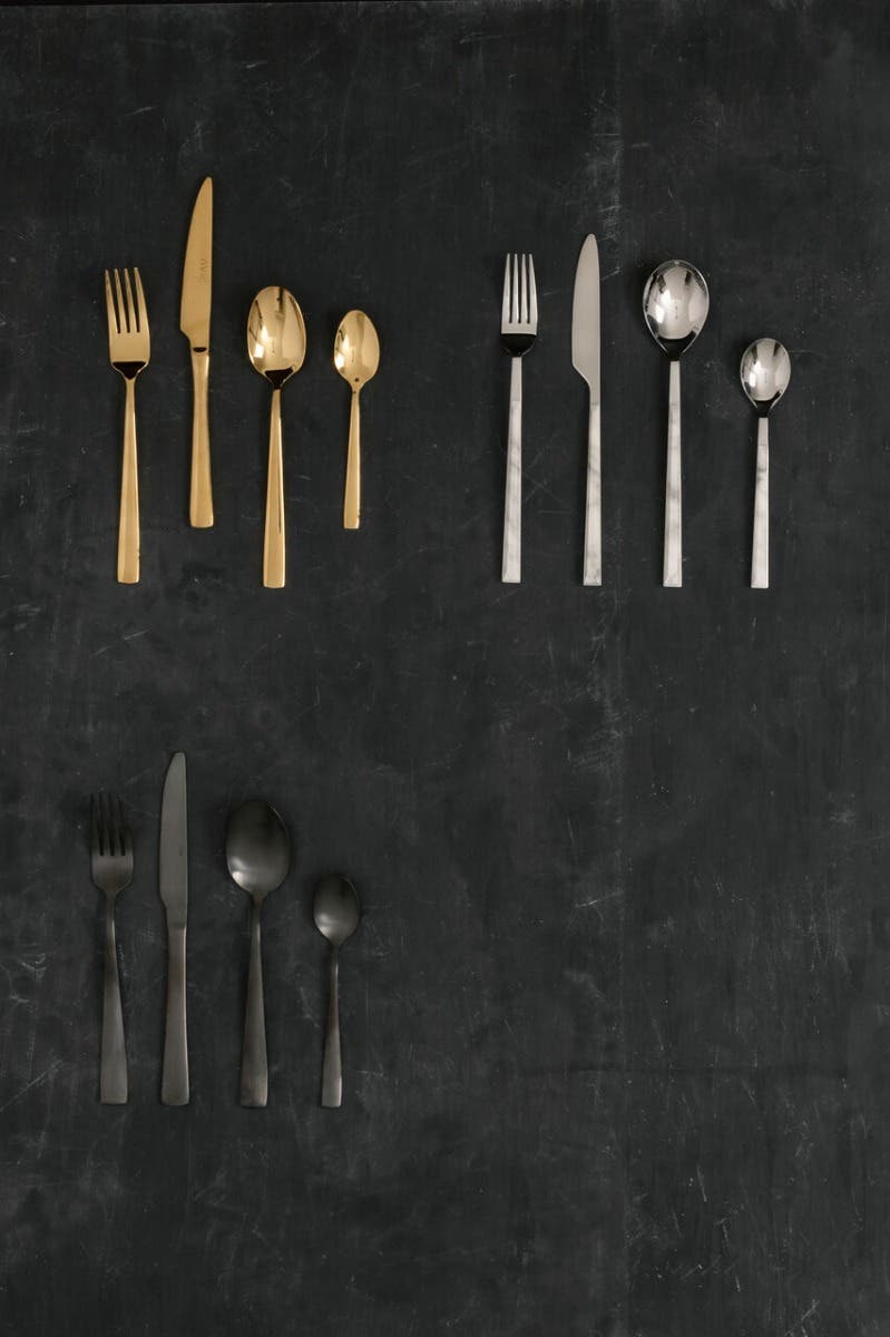 Avie 16Pc Onyx Cutlery Set