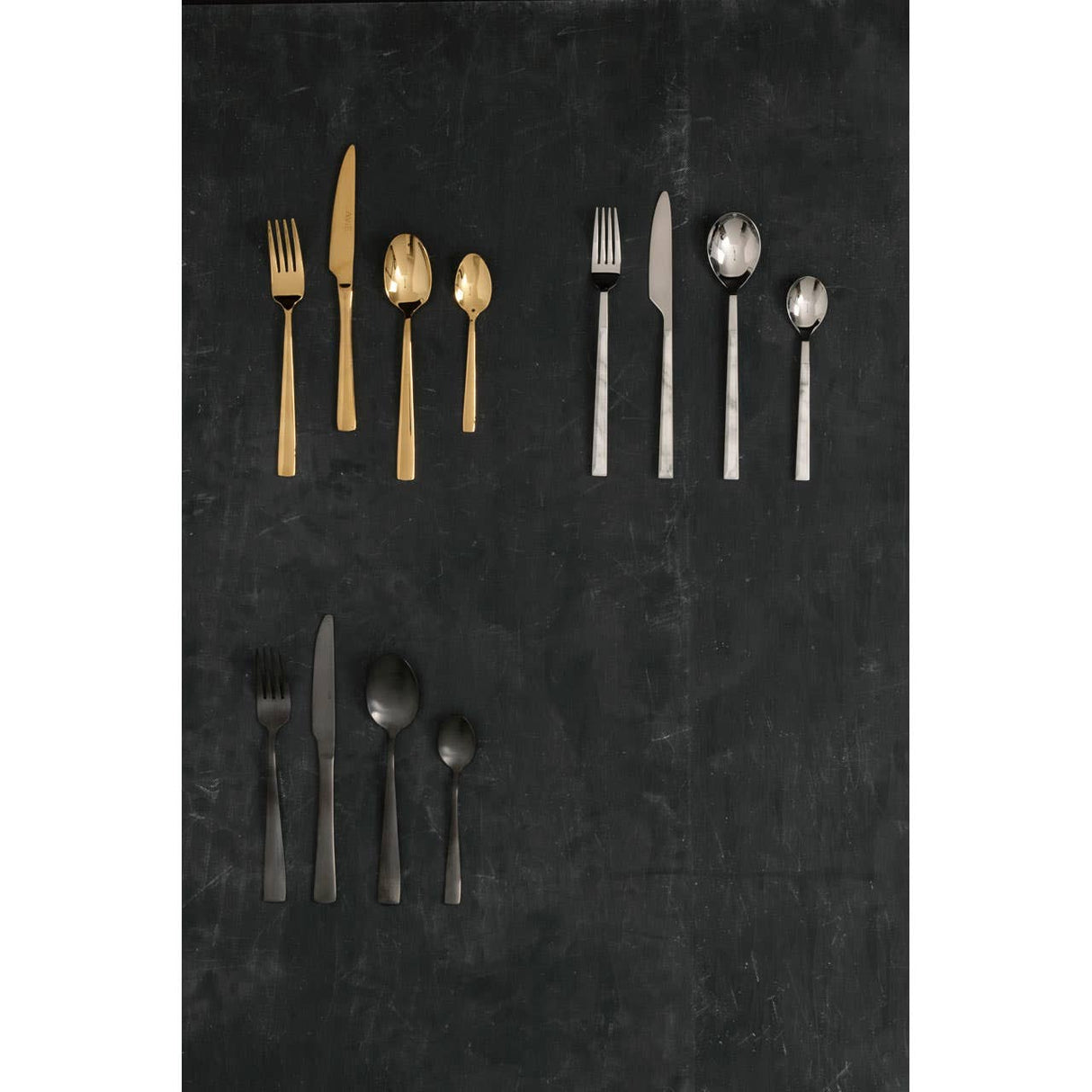 Avie 16Pc White Faux Marble Cutlery Set
