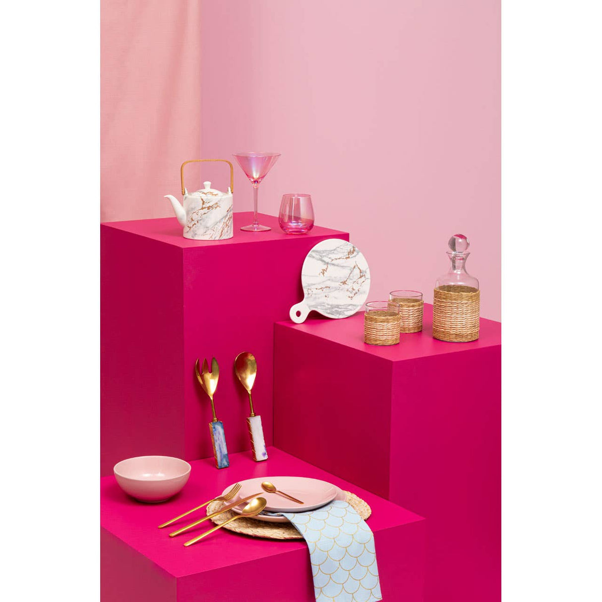 Avie 16Pc Gold Finish Cutlery Set