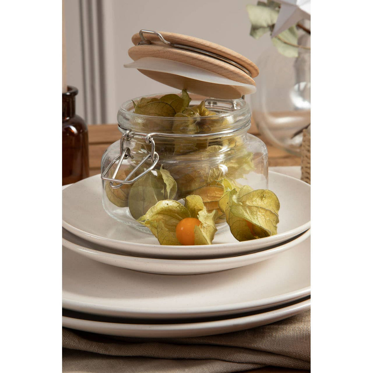 Square Glass Jar With Wooden Lid - 800Ml