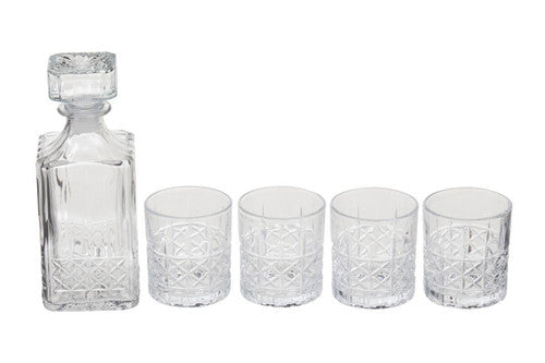 Diamond Pattern Decanter With Four Glasses
