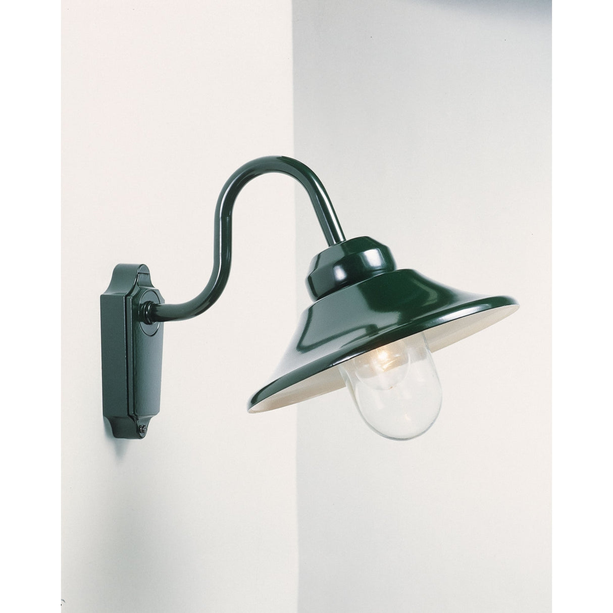 Elegant Green Vega Down Wall Light by Konstsmide