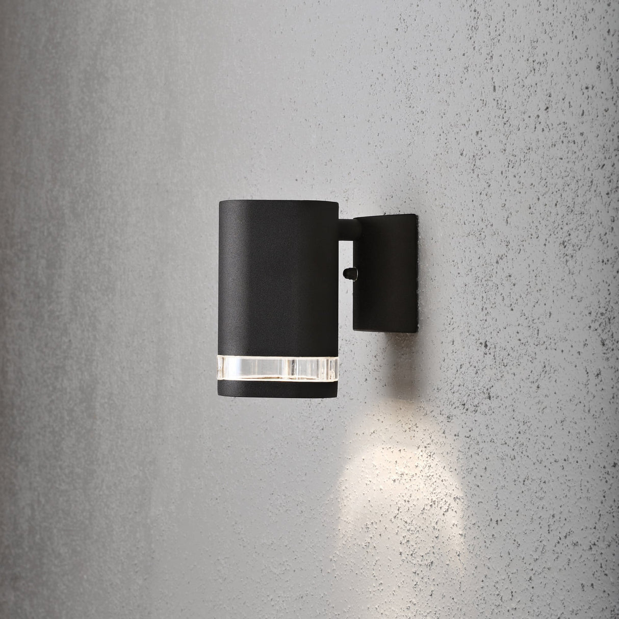 Sleek Black Modena Wall Light by Konstsmide