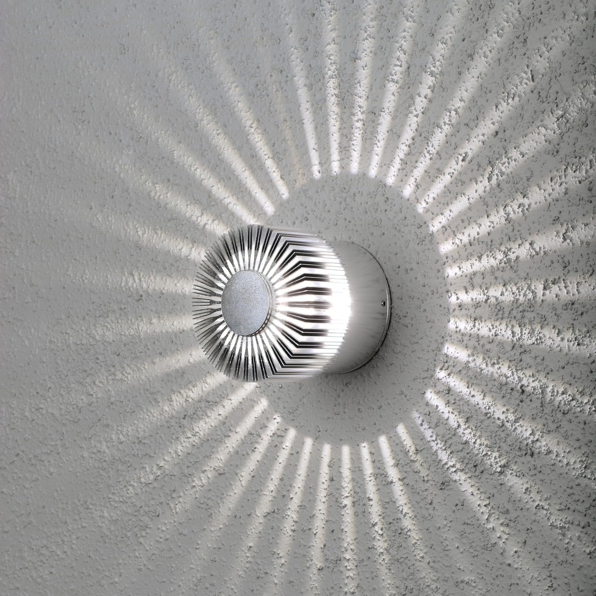 Monza Durable LED Wall Light for Outdoor Elegance