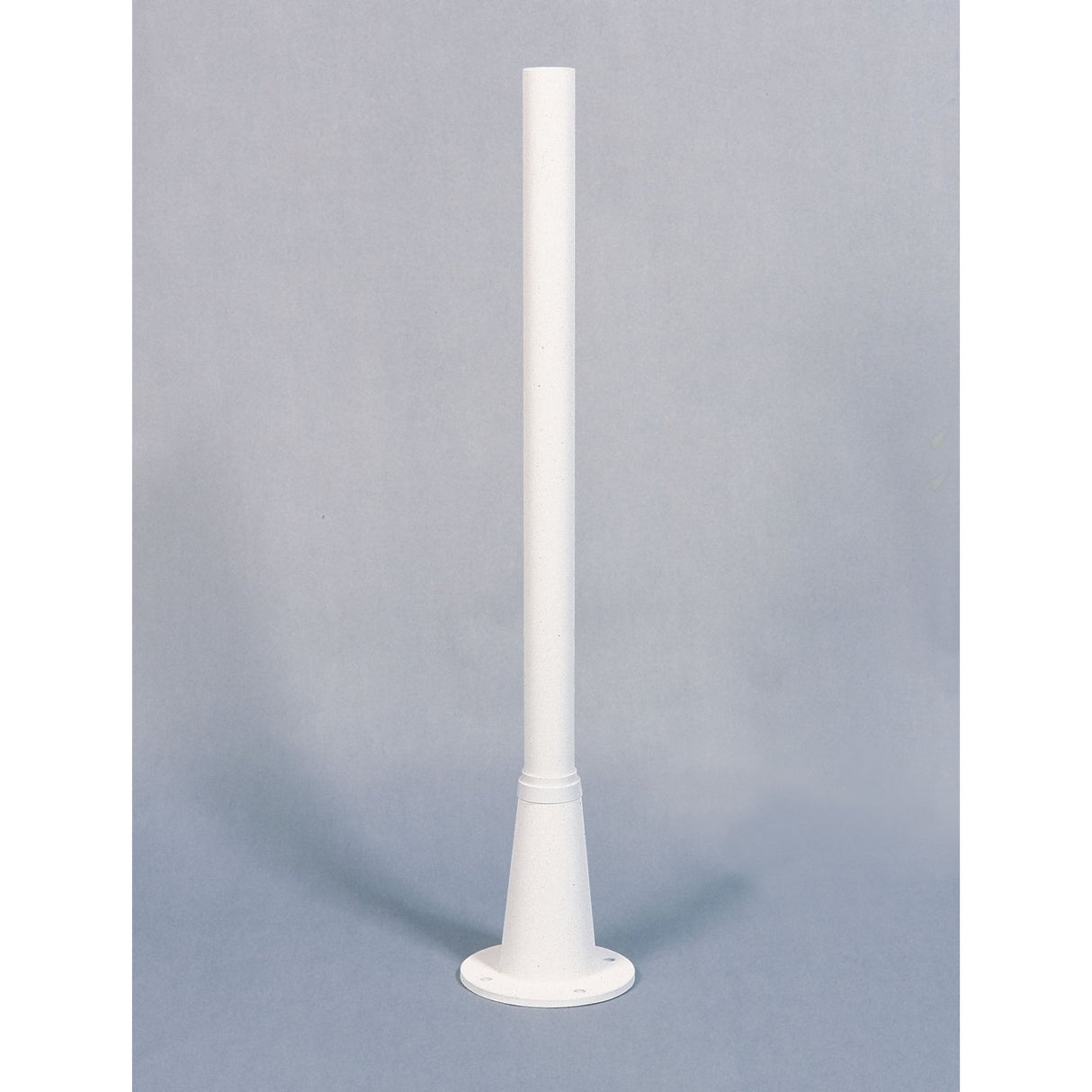 Elegant Matt White Konstsmide Persius Column