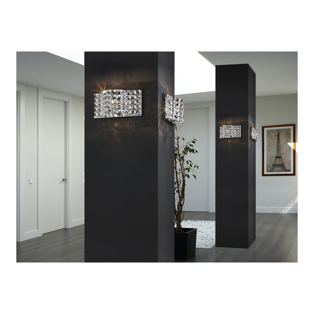 Elegant Onda Crystal Wall Sconce with Chrome Finish
