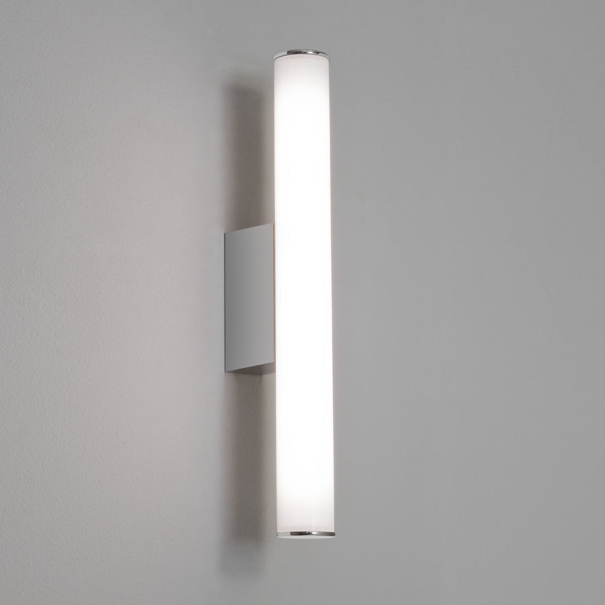 Sleek Chrome LED Vanity Mirror Light for Bathrooms