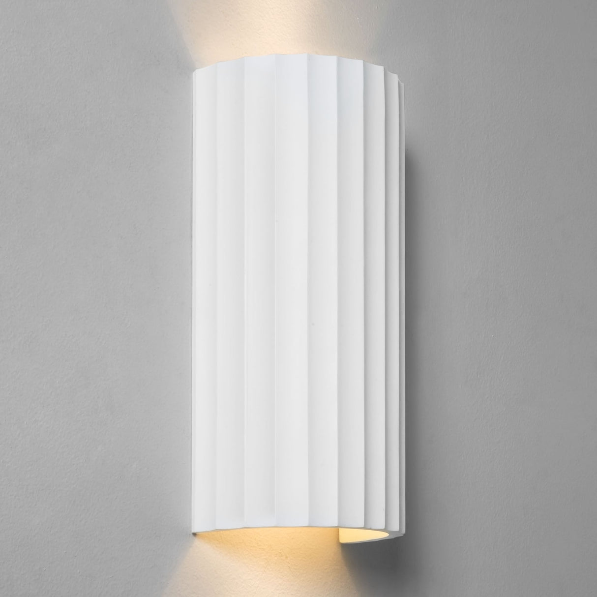 Kymi 300mm White Plaster Wall Light Fixture, Dual GU10 Compatible