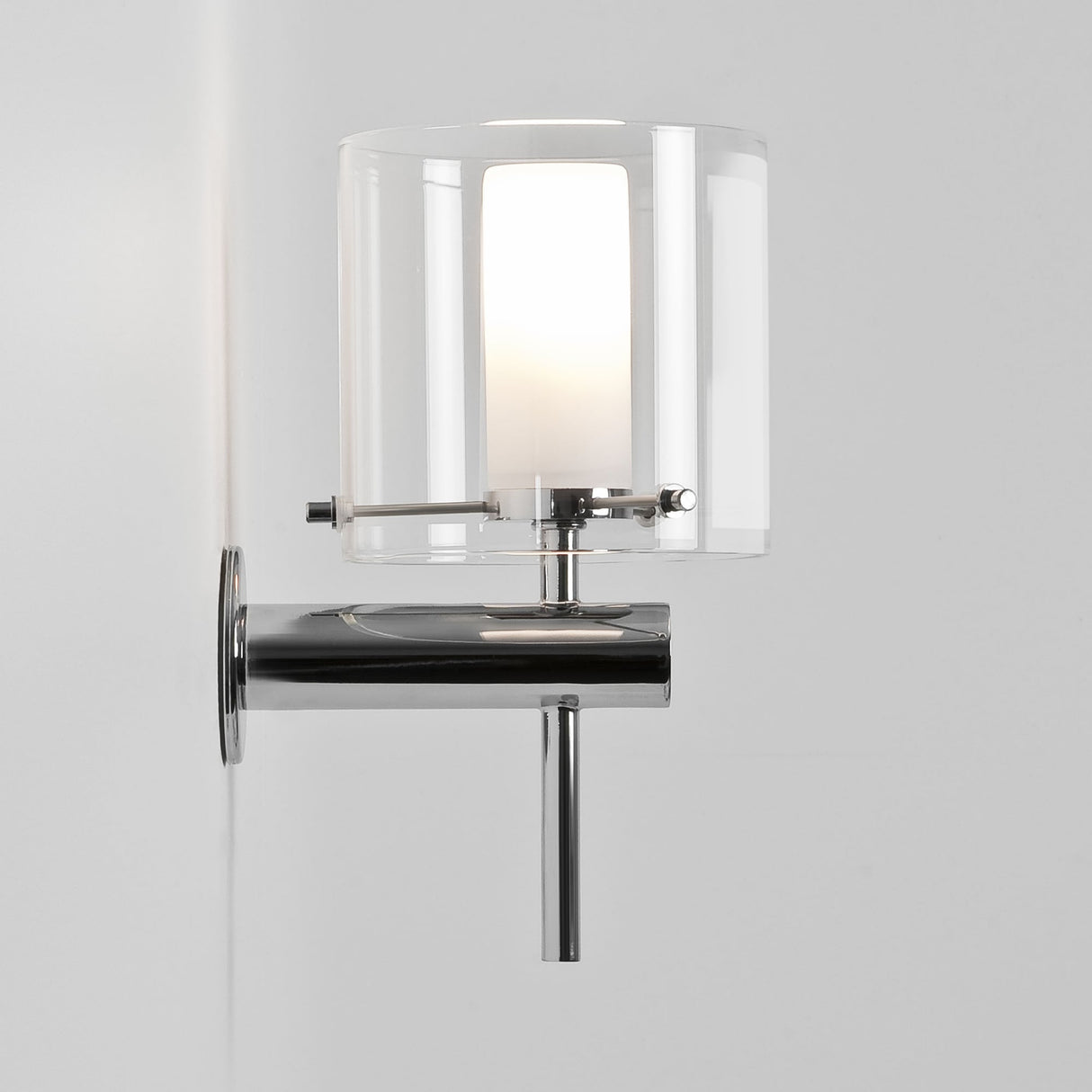 Arezzo Polished Chrome and Glass Bathroom Wall Light - IP44 Rated