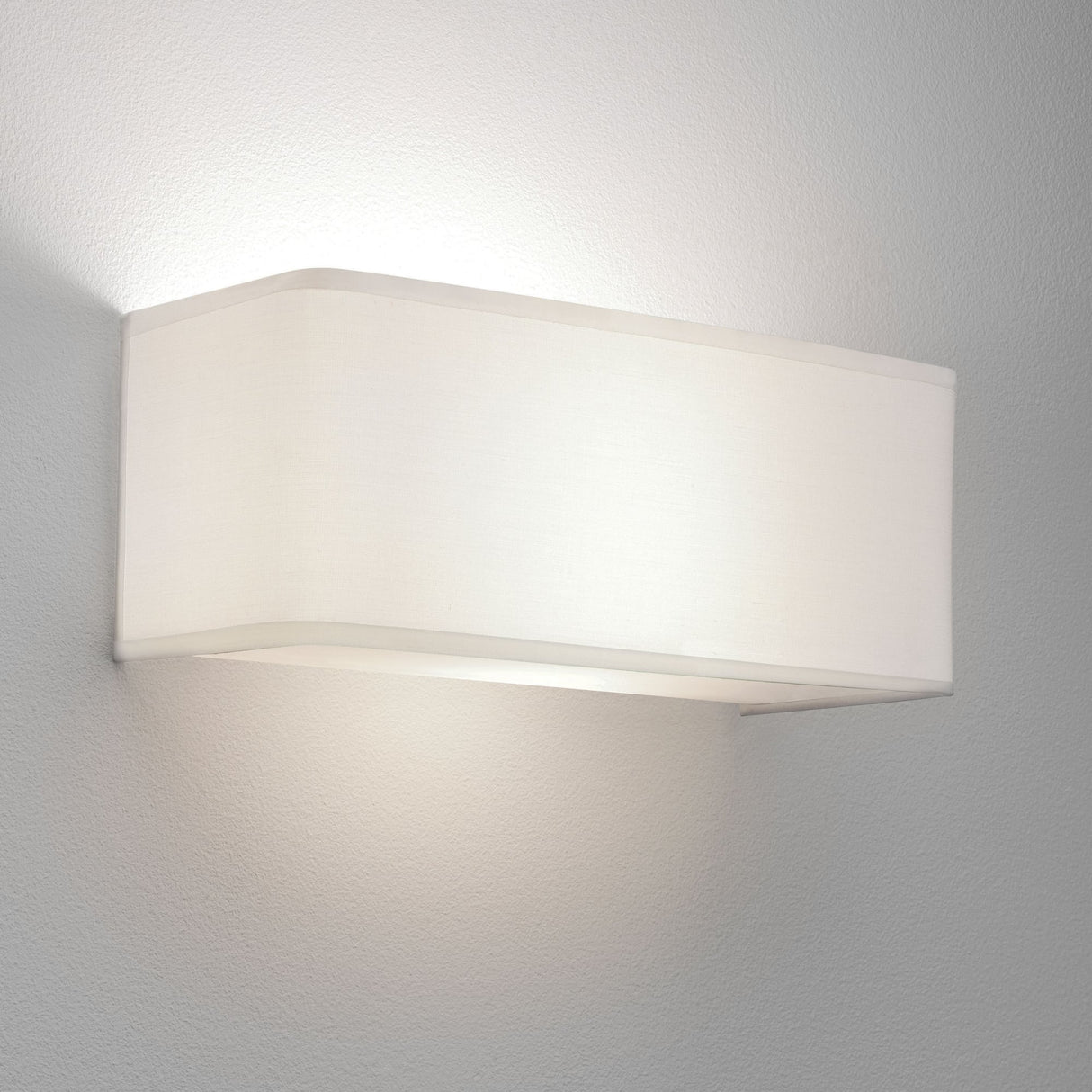 Ashino Fabric Box Shade Wall Light for Interior Spaces