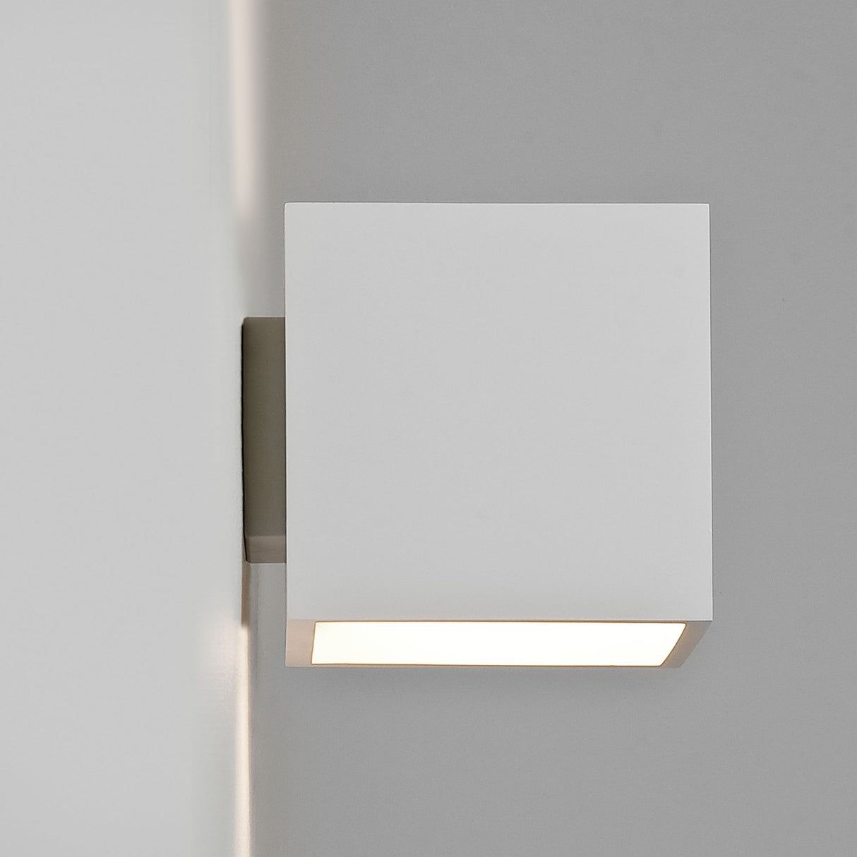 Elegant Pienza Plaster Wall Light, 140mm