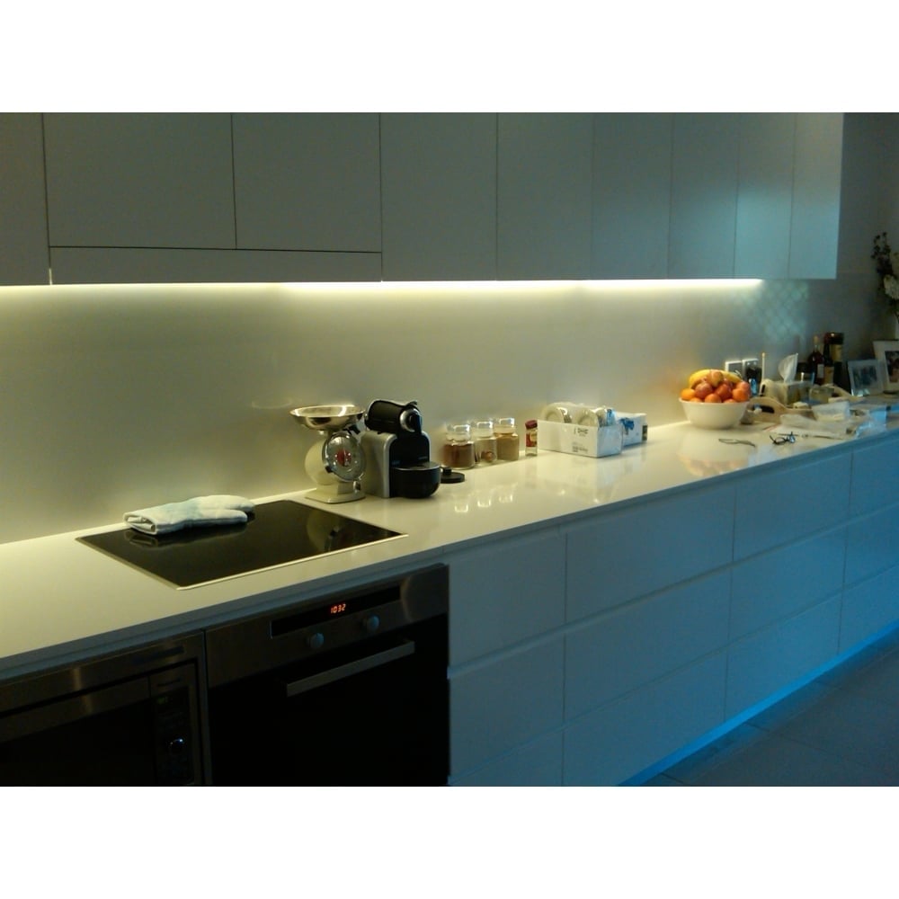 Ansell Matrix LED Strip Light - Warm White, 3W, 220mm, Rigid Linear Design