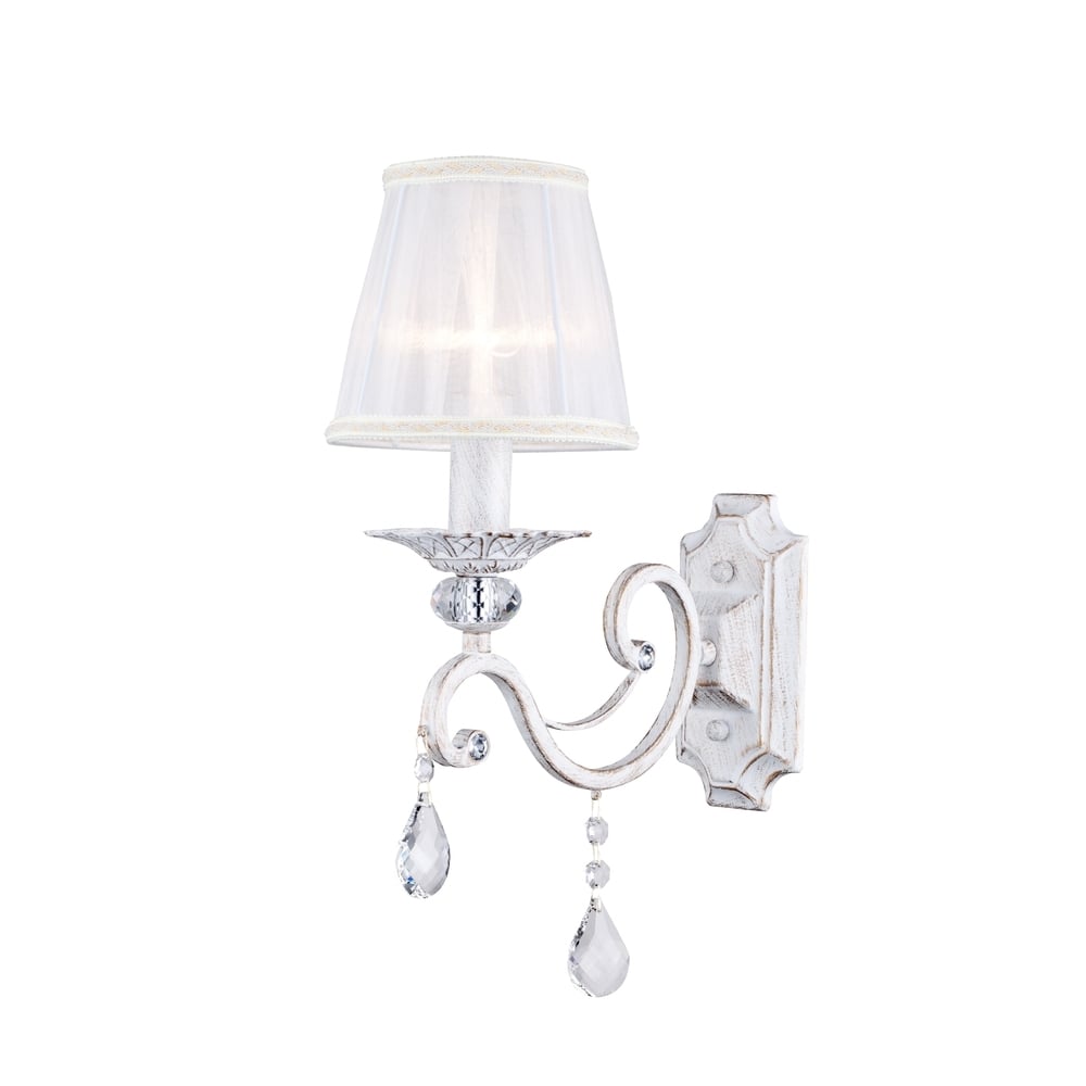 Graceful Luxe Wall Sconce in Cream Gold