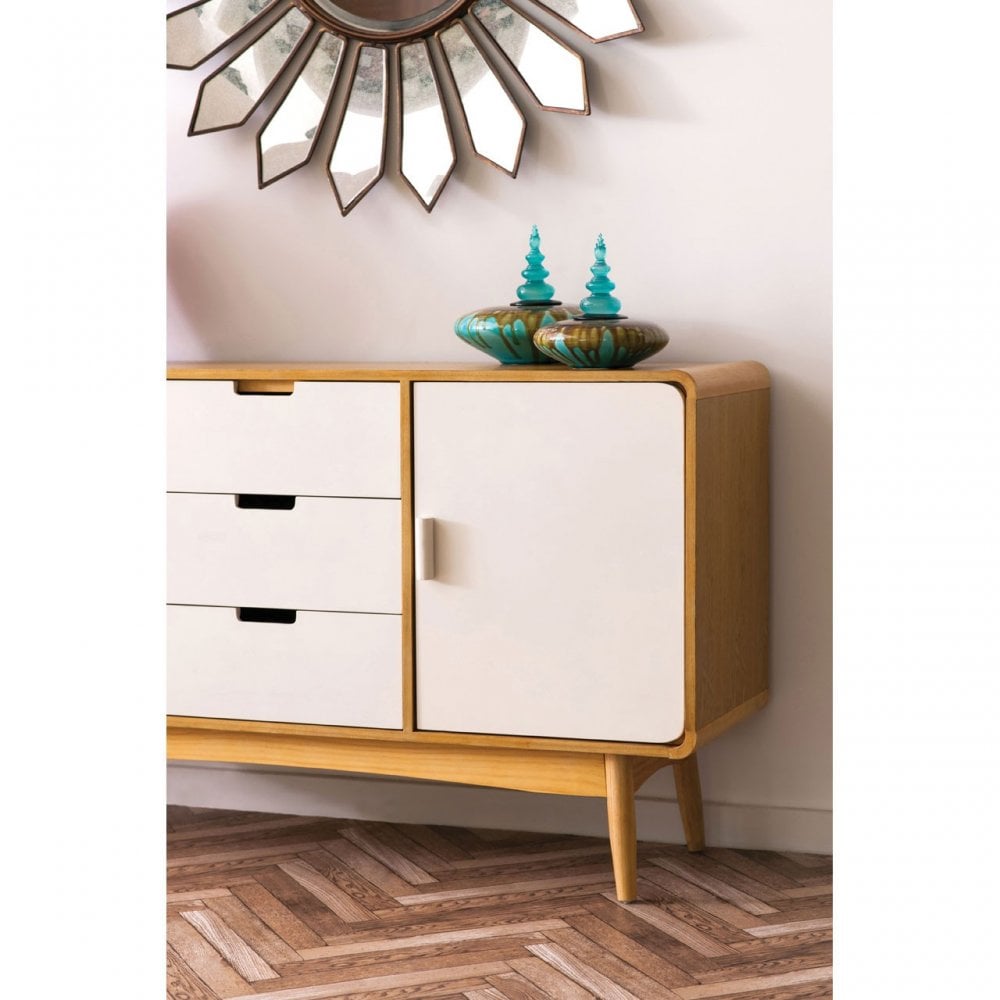 Verona Petal Wall Mirror, Mirrored Glass, Gold