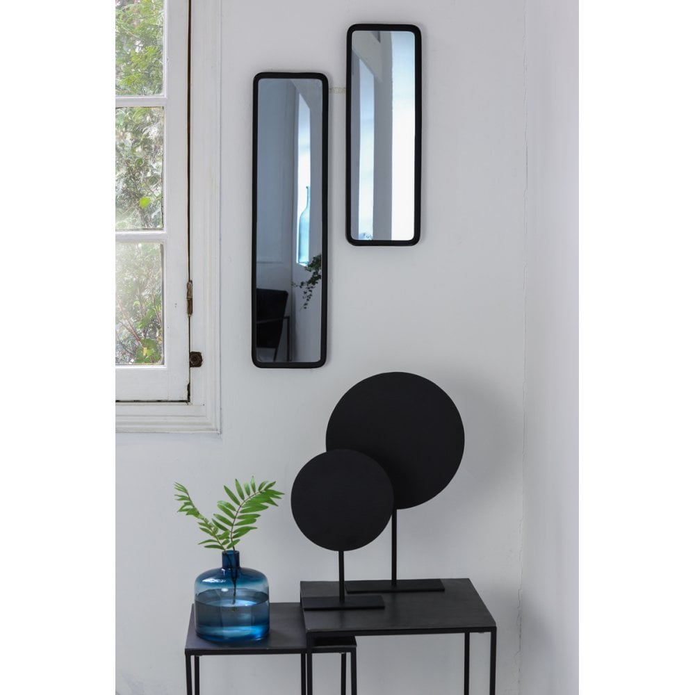 Elegant Dasim Round Metal Ornament with Lead Dot Accents on Decorative Base, 25x38cm, Black