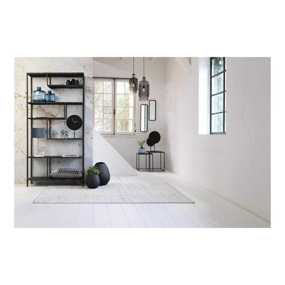 Elegant Black Waiwo Round Clock on Stand, 30x45cm