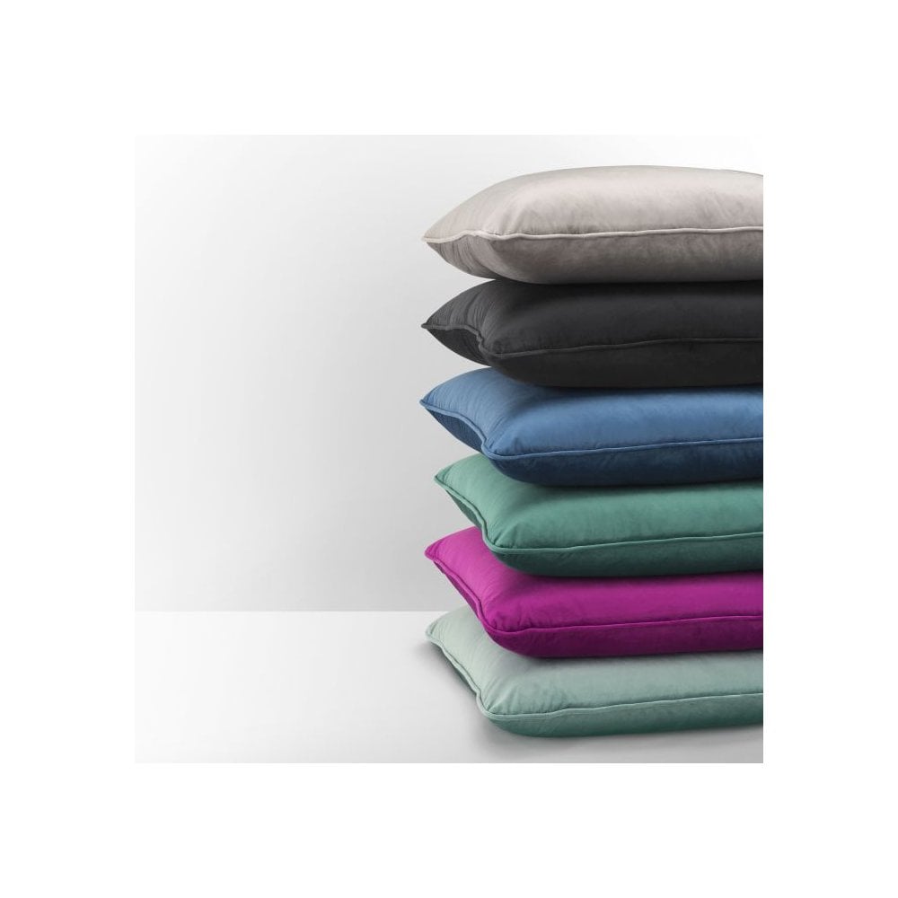 Roche Green Velvet Luxury Pillow, 60 x 60 cm