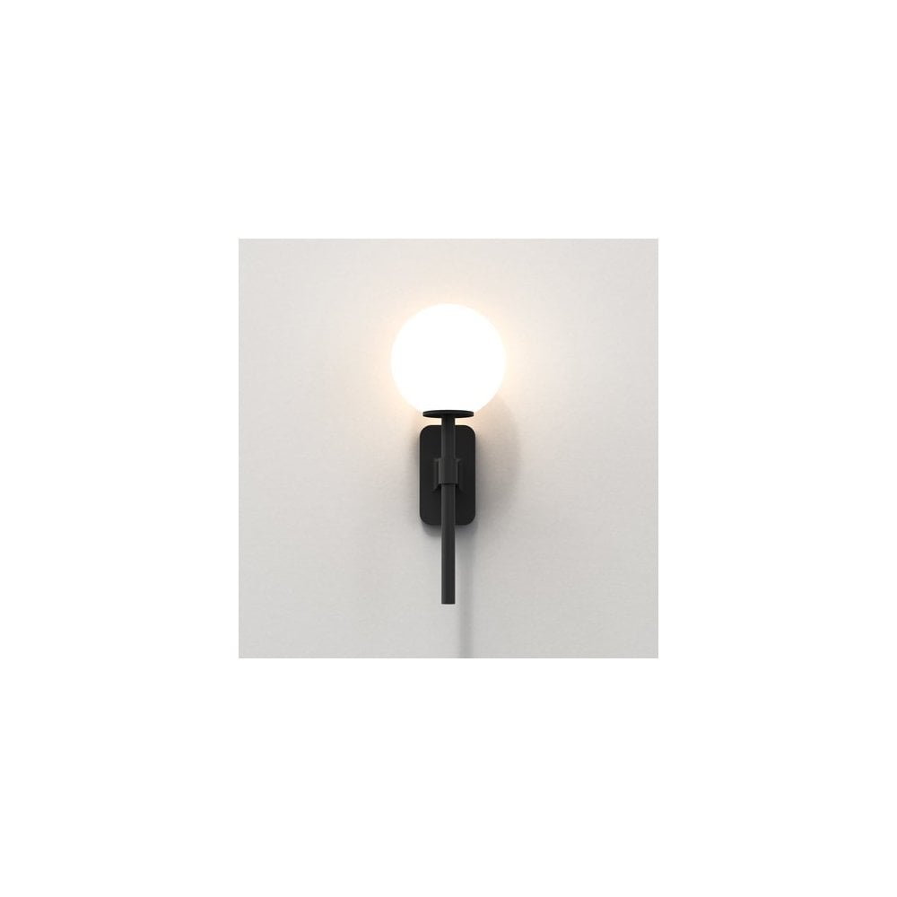 Tacoma Slim Matte Black Vertical Wall Sconce