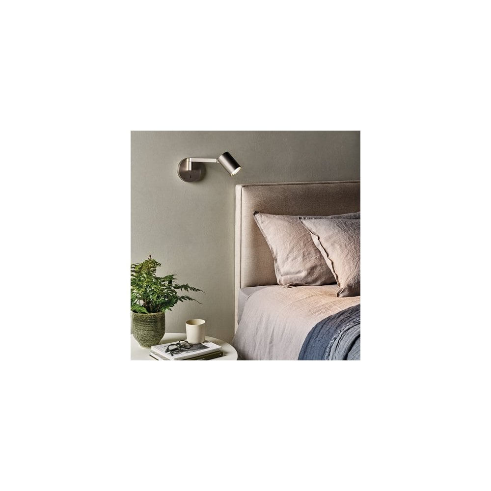 Elegant Ascoli White Textured Wall Light