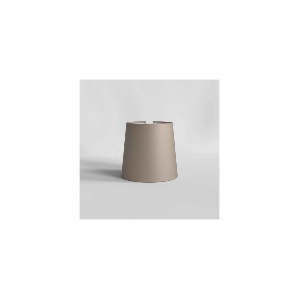 Title: Oyster Cone Pendant Light