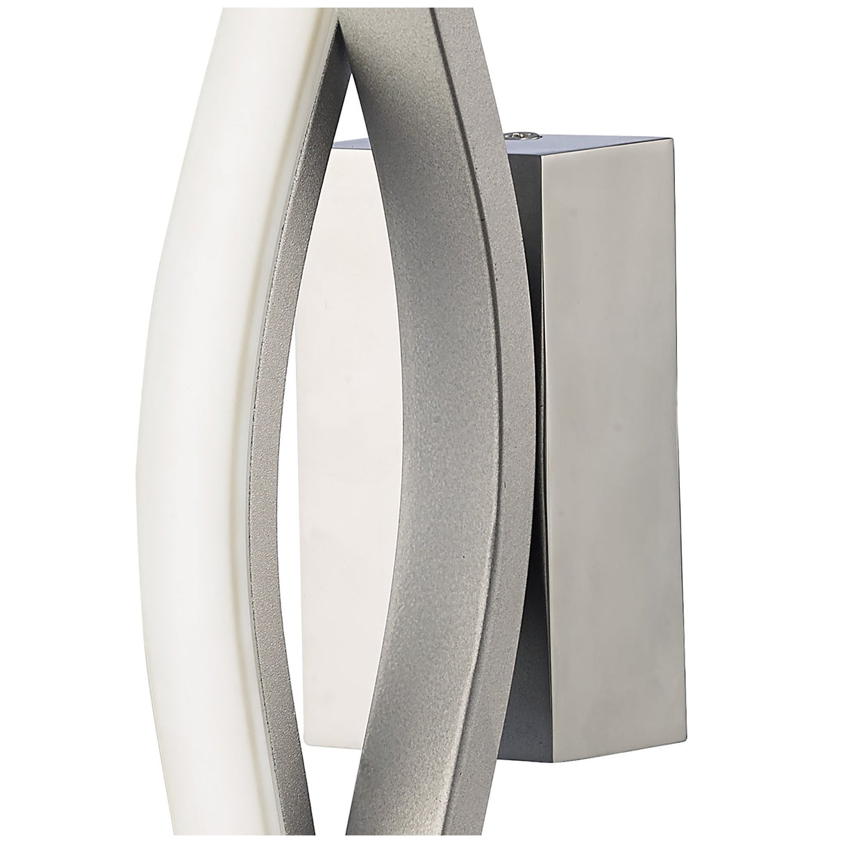 Sahara LED Wall Lamp 6W, 3000K Warm White, Silver/Chrome Finish, Elegant Design, 3-Year Warranty