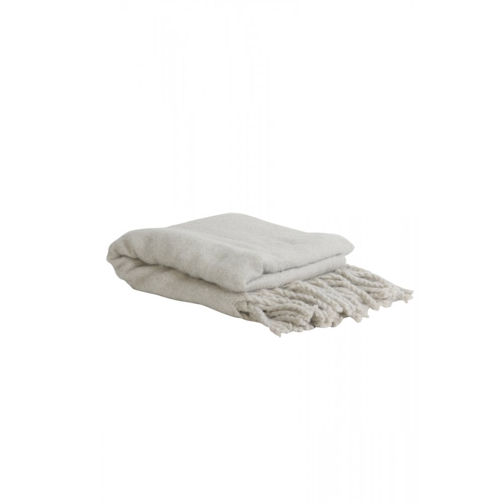 Ivory Elegance: Soft Plaid Blanket 152x127cm