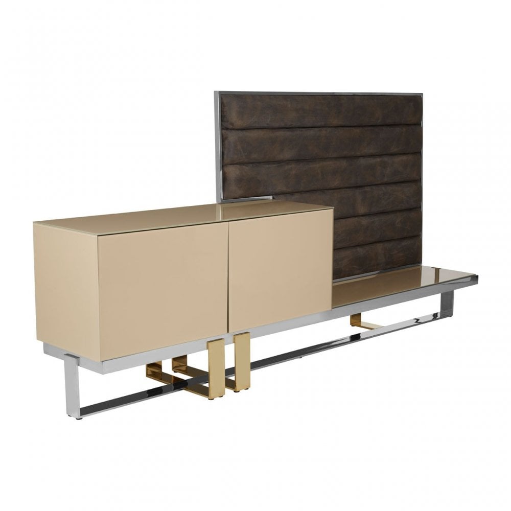 Demas Media Unit, Gold