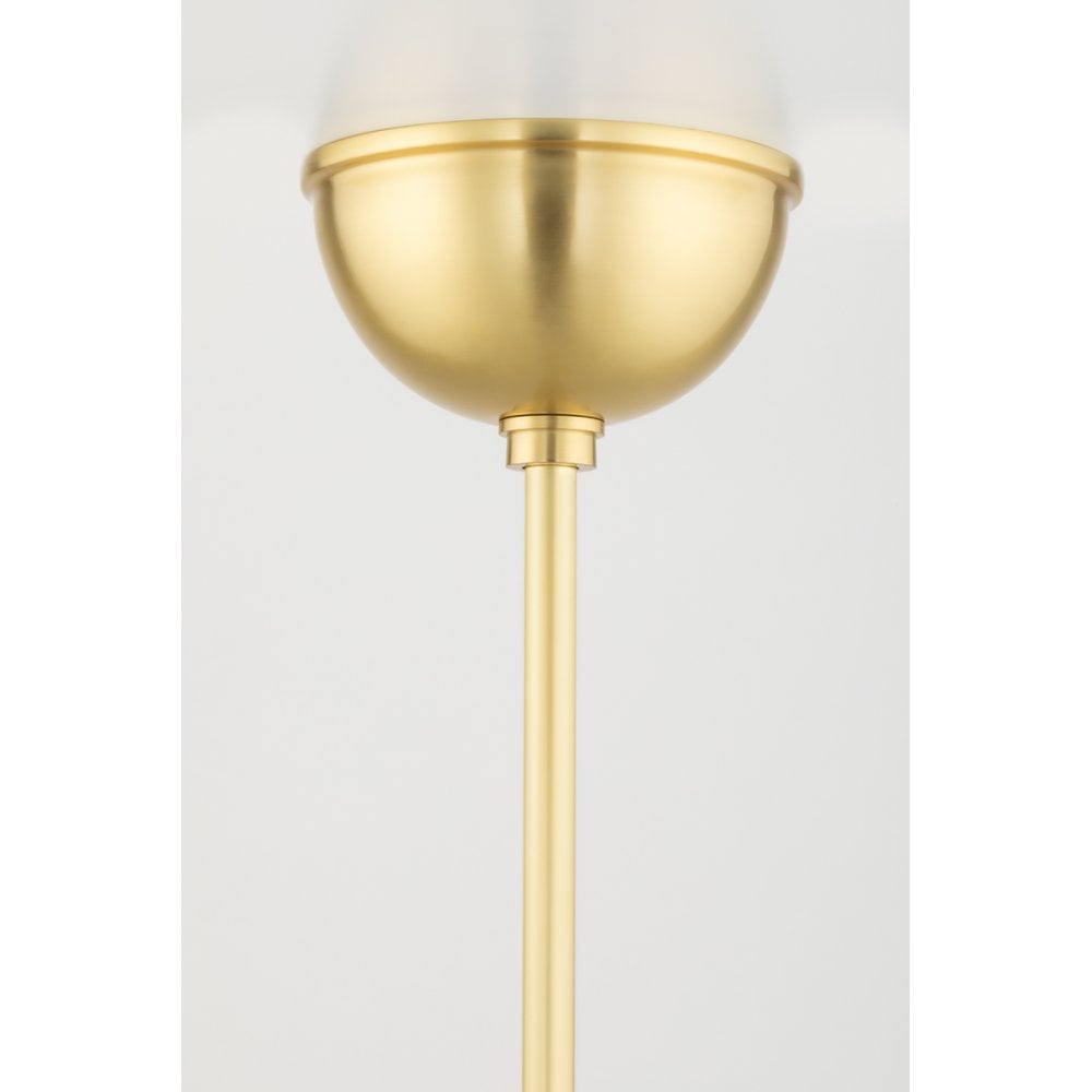 Elegant Saratoga Collection Dual Light Wall Fixture