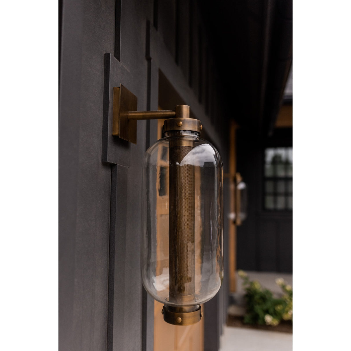 Atwater Vintage Brass 1-Light Wall Sconce