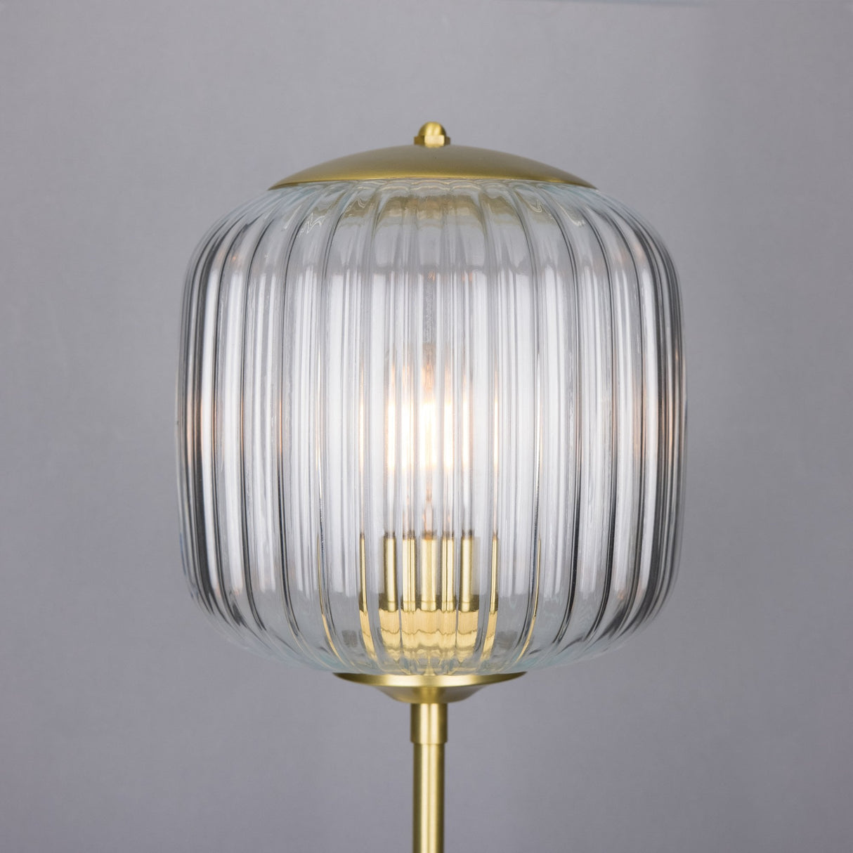 Vintage Elegance Table Lamp, Brass & Matte Black Finish