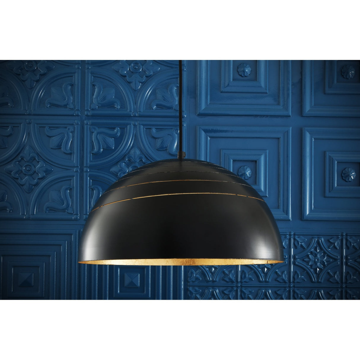 Midas Elegance: Black & Gold Leaf Pendant