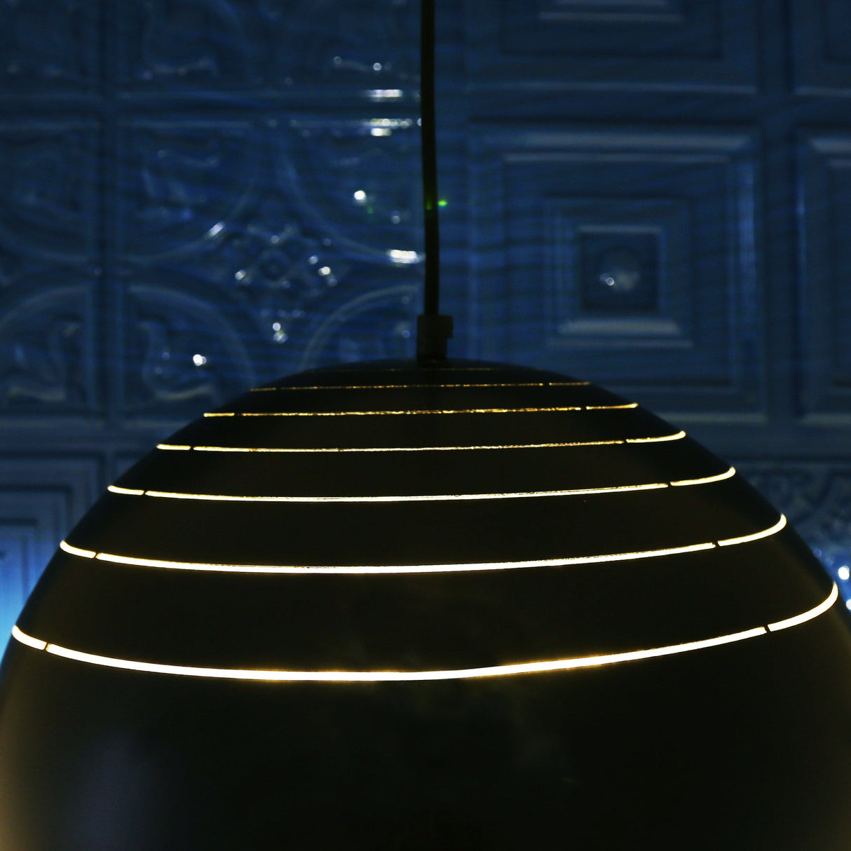 Midas Elegance: Black & Gold Leaf Pendant