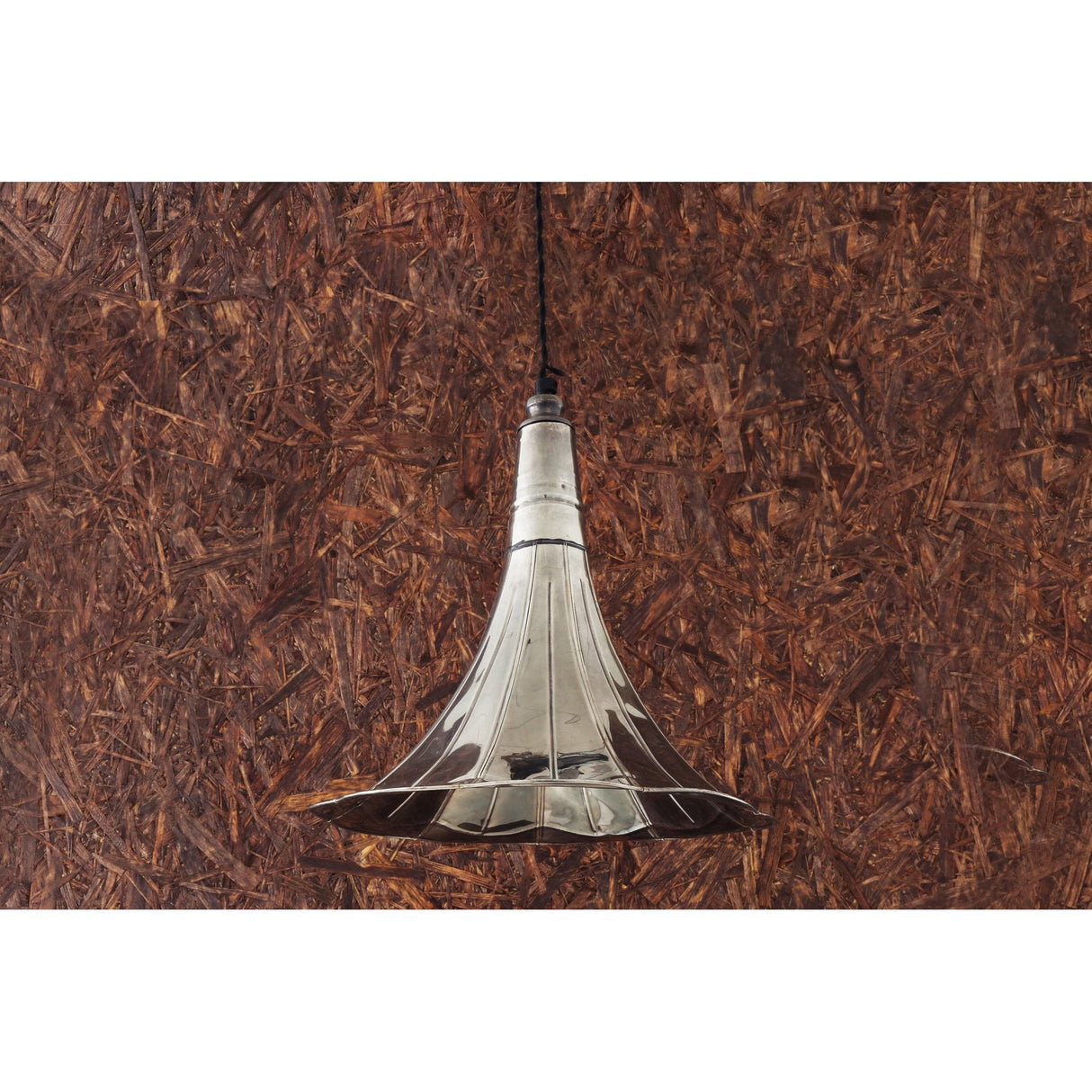 Retro Brass Gramophone Pendant Light Fixture