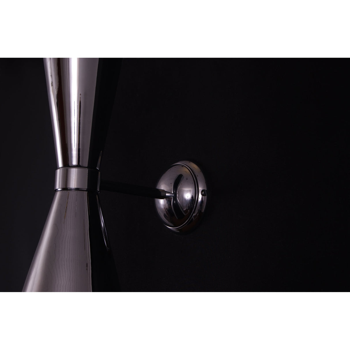 Amias Vintage Brass Wall Light