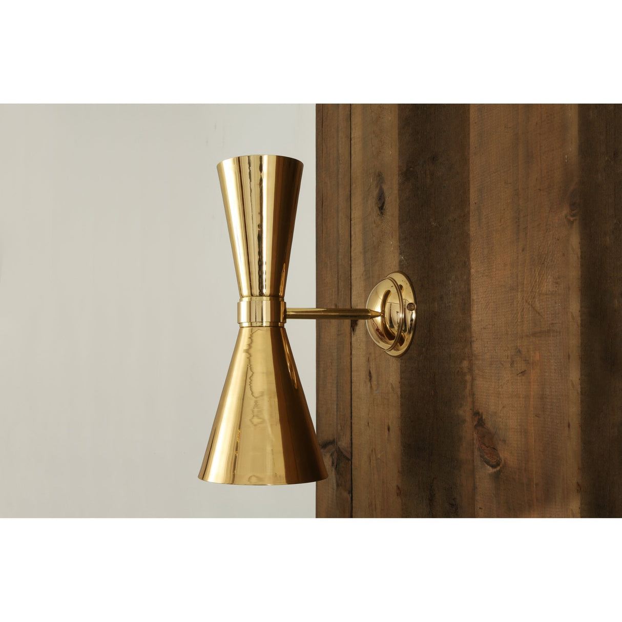 Amias Vintage Brass Wall Light