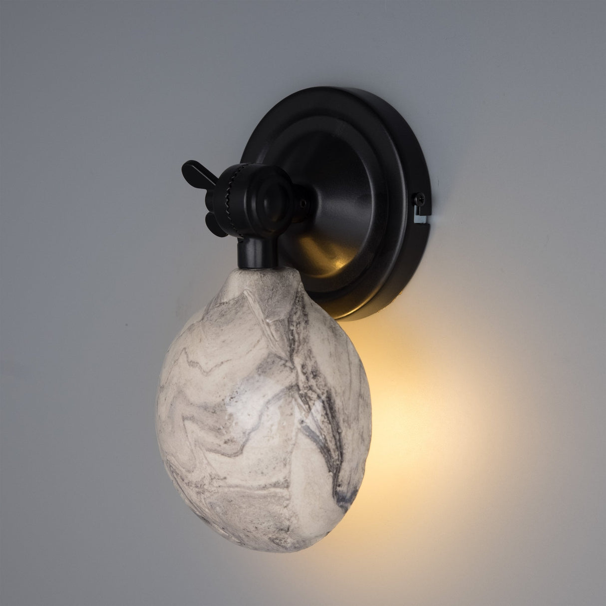 Marbled Coco Brass Wall Sconce