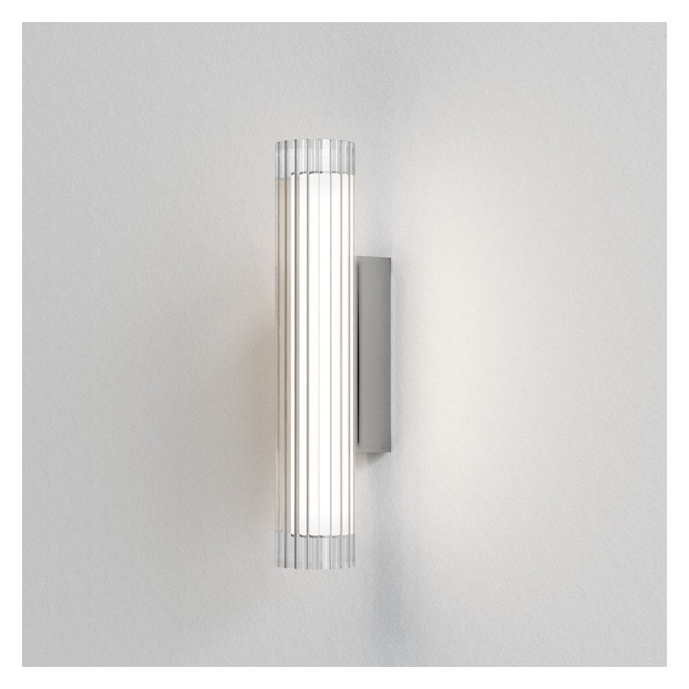 Polished Chrome LED Wall Light - io 420