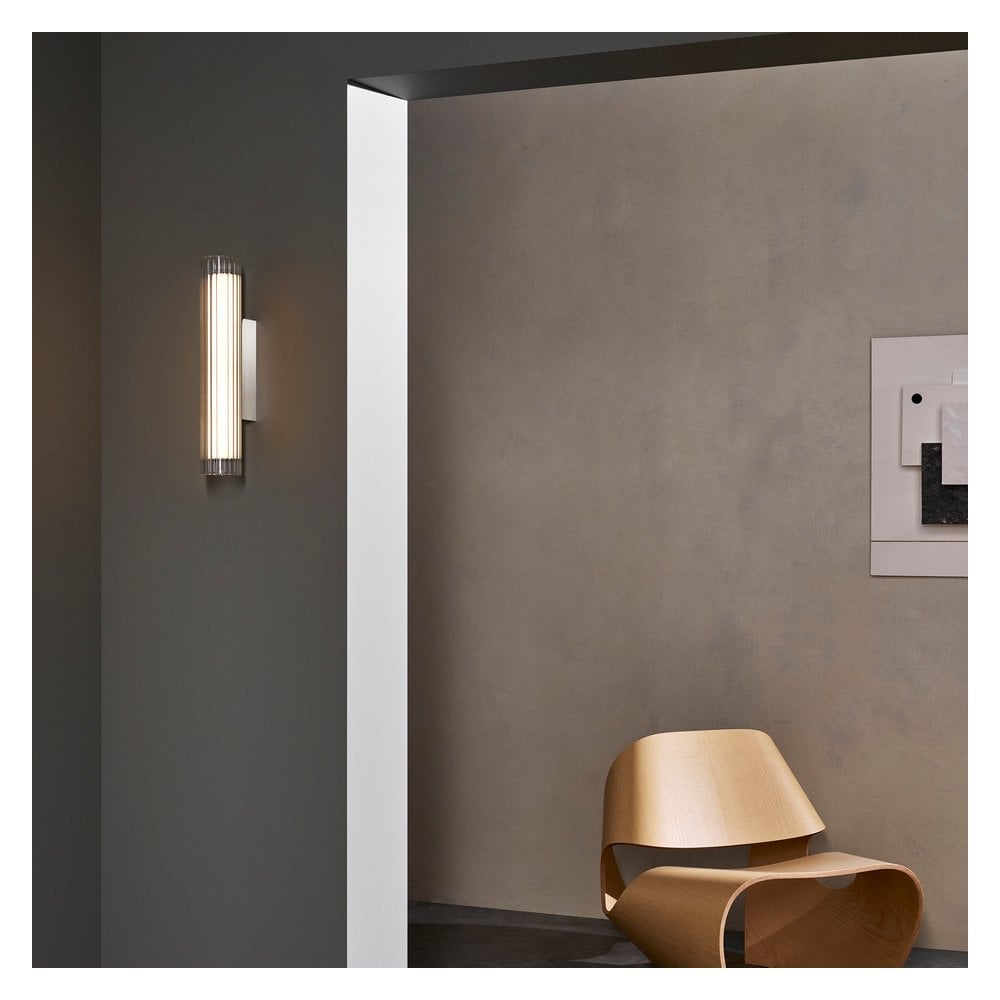 Polished Chrome LED Wall Light - io 420