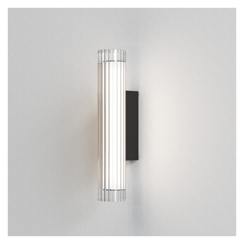 io 420 Matte Black LED Wall Light