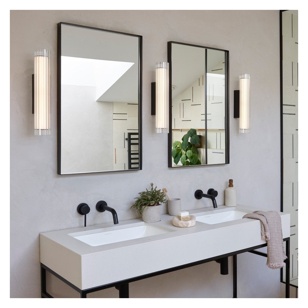 io 420 Matte Black LED Wall Light