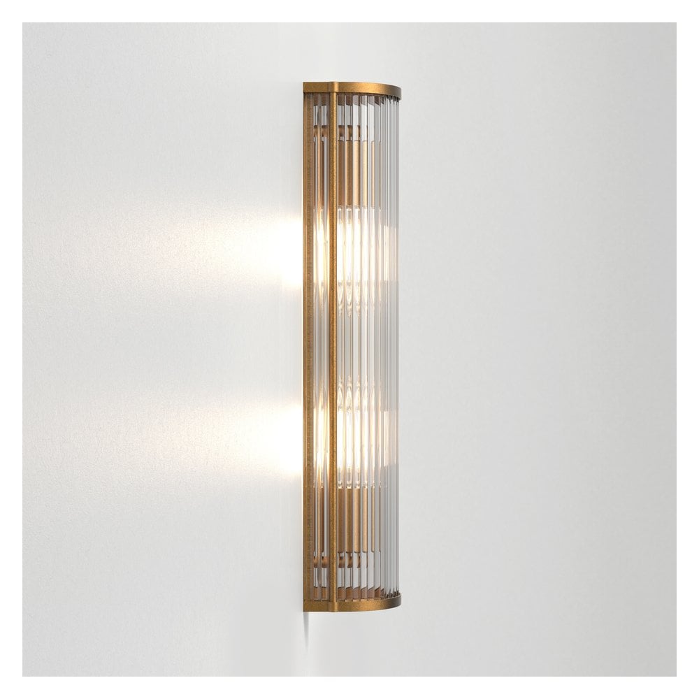 Vintage Brass Avignon Round Wall Light 525