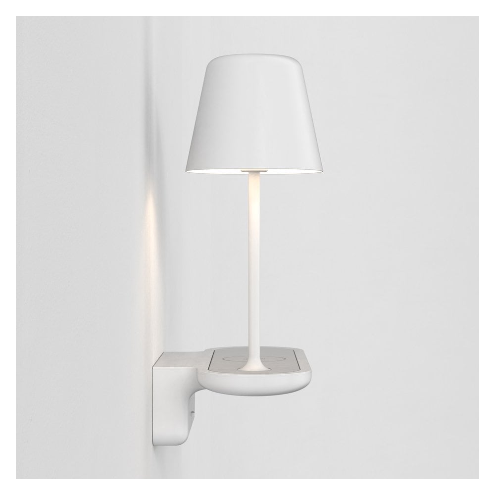 Sleek Matt White Adjustable Wall Lamp