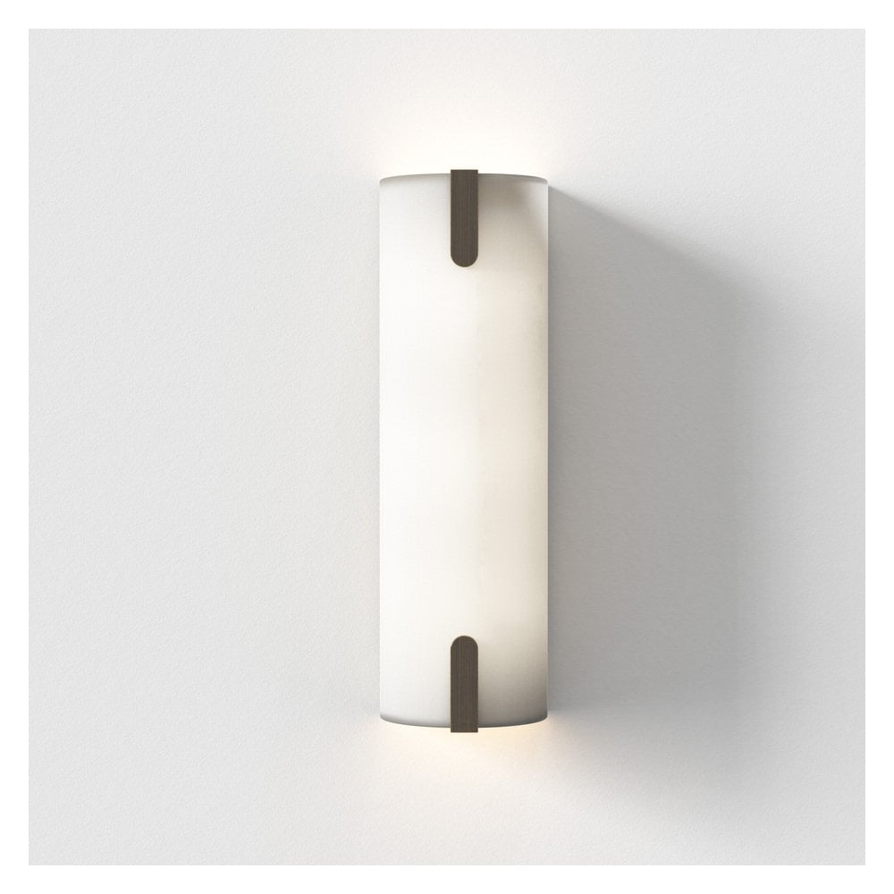 Elba 400 Wall Light in Elegant White Fabric Finish