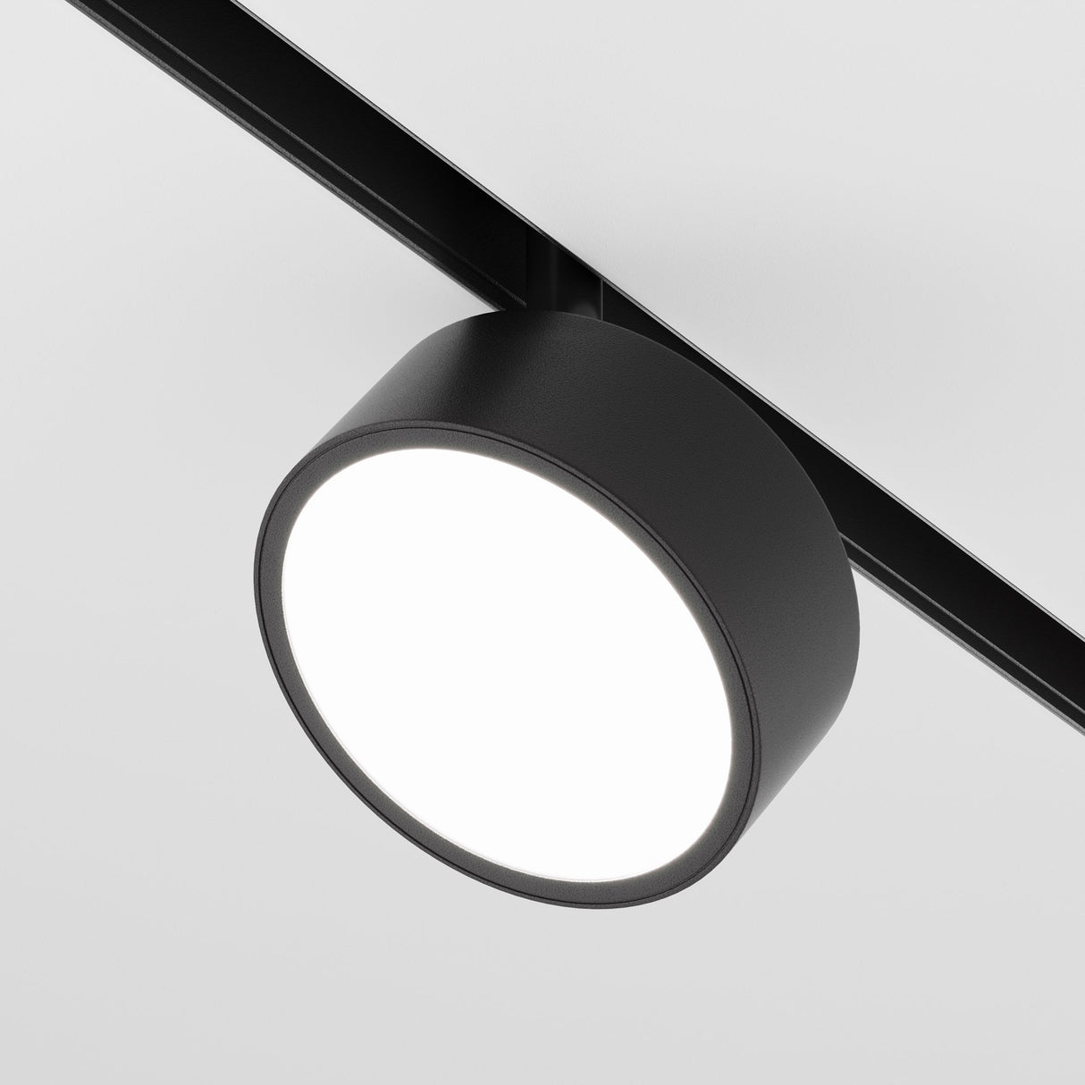 Sleek Rado Black Magnetic Track Lighting System - Exility Series